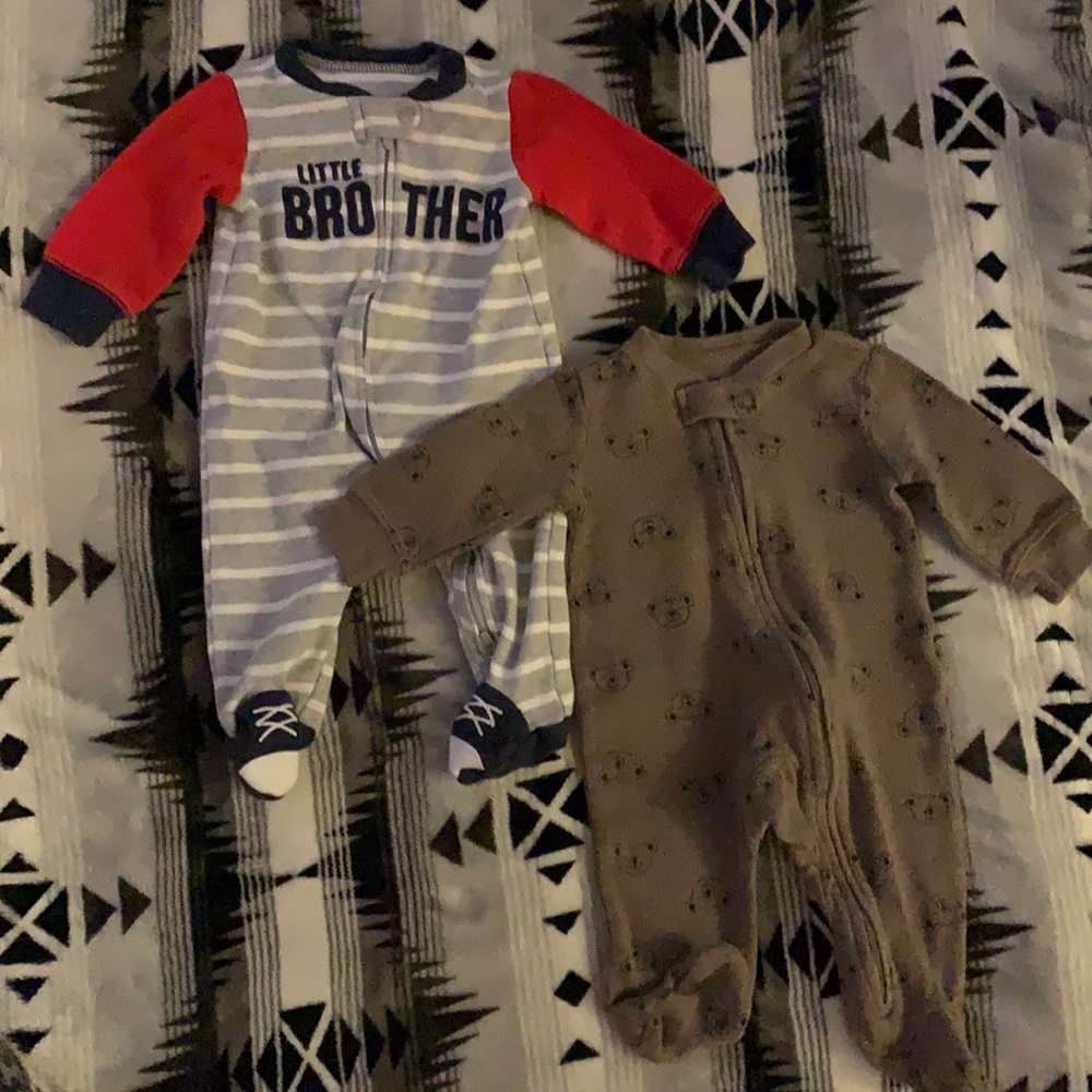 Carter’s baby boy set of 2 footed pajamas
